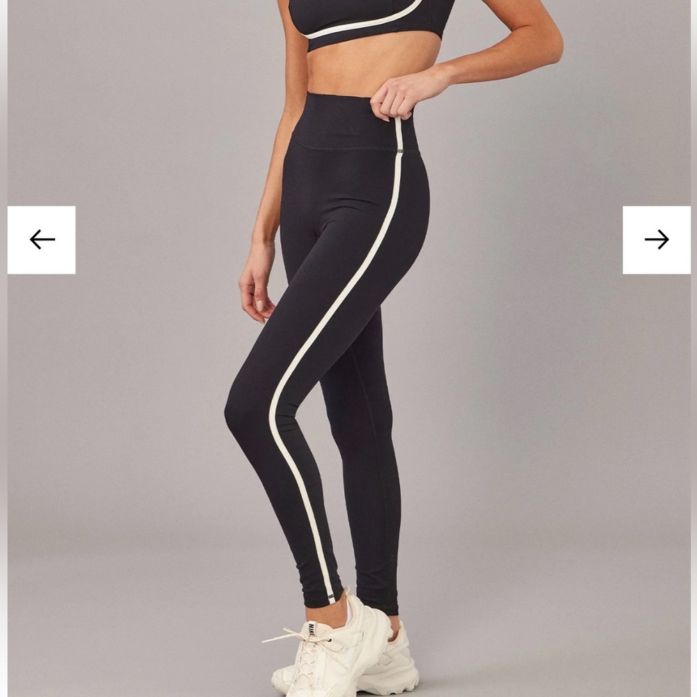 Monday Swimwear Acadia Legging 27” - Black